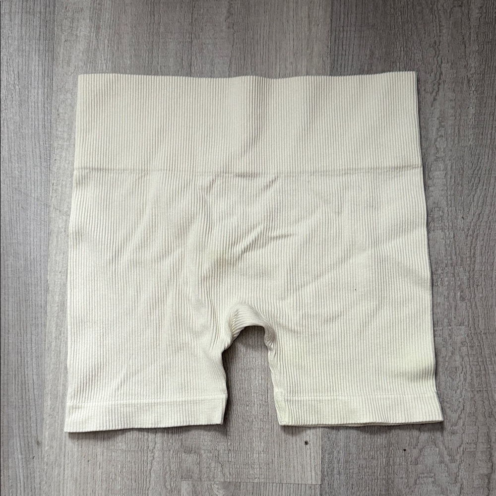 Primark Cream Ribbed Shorts